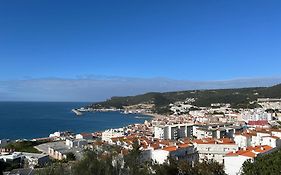 Sesimbra Townhouse - 3 Bedroom House In Sesimbra Center